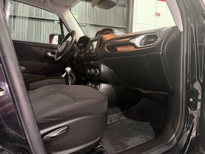 Jeep Renegade 2.0 MultiJet 103 kW (140 CV) Limited 4x4 Active Drive - Foto 9