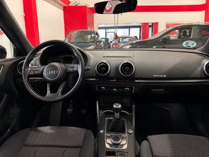Audi A3 Sportback 30 TFSI S LINE - Foto 9