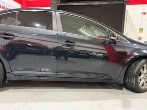 Toyota Avensis Sedán 120D Advance - Foto 4