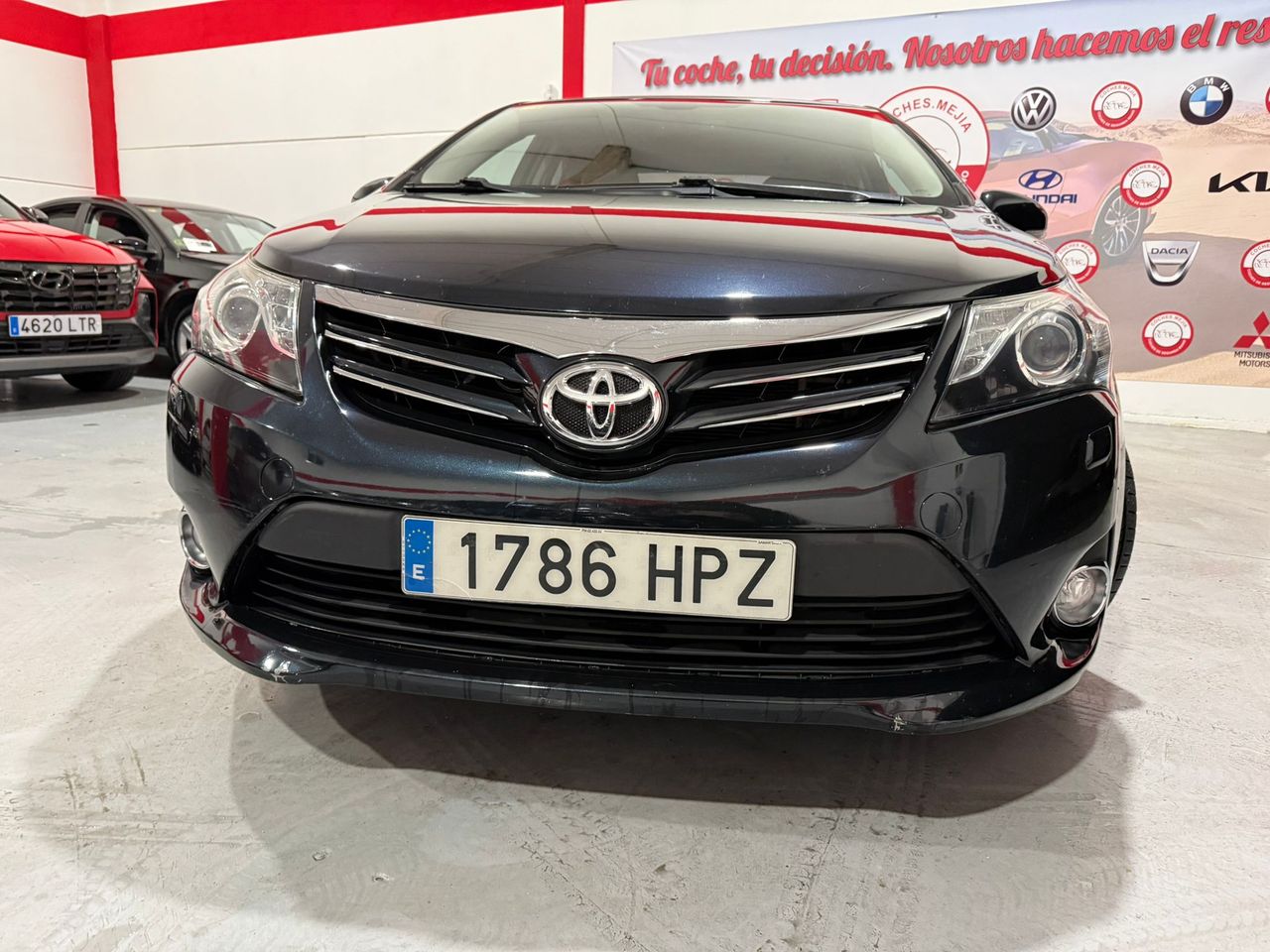 Toyota Avensis Sedán 120D Advance - Foto 1