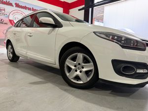 Renault Megane Mégane Sport Tourer Limited Energy dCi 110 S&S - Foto 4