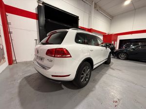 Volkswagen Touareg Premium 3.0 V6 TDI 245 CV BlueMotion Technology 4Motion Tiptronic - Foto 4