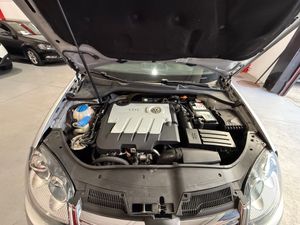 Volkswagen Jetta 2.0 TDI 140 DPF Highline - Foto 12