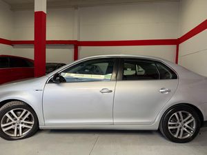 Volkswagen Jetta 2.0 TDI 140 DPF Highline - Foto 3