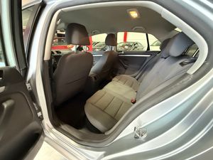 Volkswagen Jetta 2.0 TDI 140 DPF Highline - Foto 10