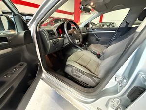 Volkswagen Jetta 2.0 TDI 140 DPF Highline - Foto 11