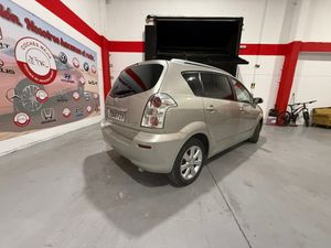 Toyota Corolla Verso Luna 2.2 D-4D 136 CV - Foto 6