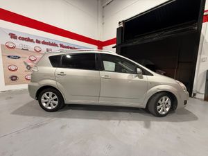 Toyota Corolla Verso Luna 2.2 D-4D 136 CV - Foto 4