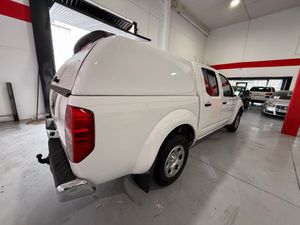 Nissan Navara 2.5dCi (171 CV) XE Doble Cabina 4x4 - Foto 6