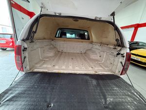 Nissan Navara 2.5dCi (171 CV) XE Doble Cabina 4x4 - Foto 9