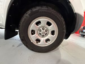 Nissan Navara 2.5dCi (171 CV) XE Doble Cabina 4x4 - Foto 15
