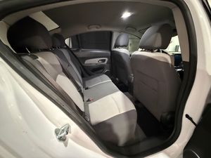 Chevrolet Cruze 1.6 LS 124 CV 4p - Foto 14