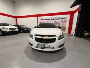Chevrolet Cruze 1.6 LS 124 CV 4p - Foto 2
