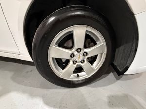 Chevrolet Cruze 1.6 LS 124 CV 4p - Foto 15