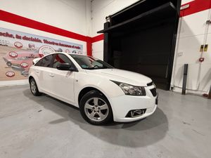 Chevrolet Cruze 1.6 LS 124 CV 4p - Foto 4
