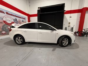 Chevrolet Cruze 1.6 LS 124 CV 4p - Foto 5