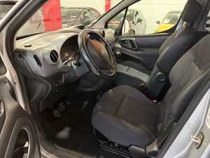Peugeot Partner Nuevo  Tepee Confort HDi 90 - Foto 14