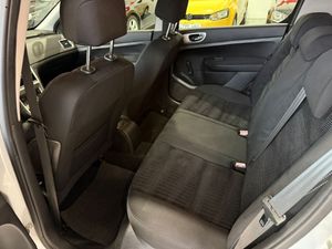 Peugeot 307 5p XS+ 1.4 16v - Foto 14