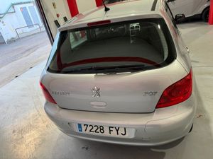 Peugeot 307 5p XS+ 1.4 16v - Foto 7