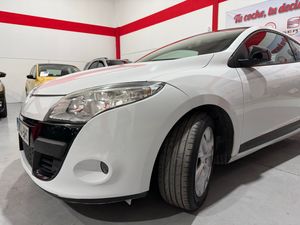 Renault Megane Mégane Coupé Dynamique dCi 110 CV eco2 - Foto 3