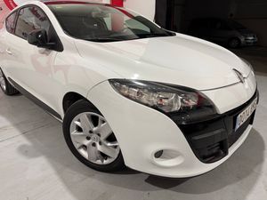 Renault Megane Mégane Coupé Dynamique dCi 110 CV eco2 - Foto 4