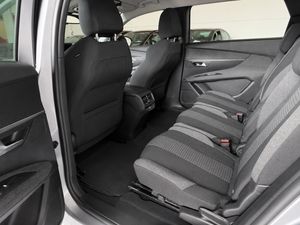 Peugeot 5008 Allure BlueHDi 130 S&S - Foto 16