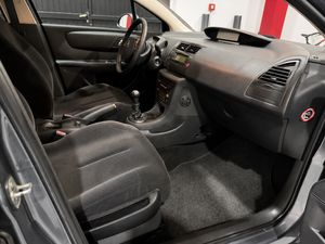 Citroën C4 5p HDi 92 LX - Foto 14