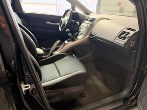 Toyota Auris 5p 1.33 VVT-i Active - Foto 14