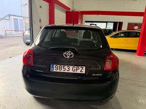 Toyota Auris 5p 1.33 VVT-i Active - Foto 7