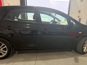 Toyota Auris 5p 1.33 VVT-i Active - Foto 5