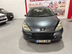 Peugeot 307 5p XS 1.6 HDI 90 - Foto 2