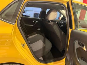 Volkswagen Polo 5p Advance 1.6 TDI 90 CV - Foto 17