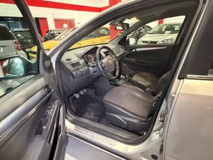 Opel Astra Sedan Edition 1.7 CDTi 110 CV - Foto 11