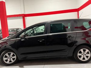 Peugeot 5008 Active 1.6 e-HDi 115 CMP Blue Lion 7 plazas - Foto 5