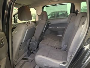 Peugeot 5008 Active 1.6 e-HDi 115 CMP Blue Lion 7 plazas - Foto 13