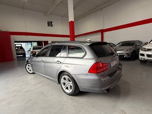 BMW Serie 3 318d Touring - Foto 7