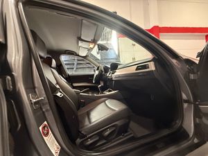 BMW Serie 3 318d Touring - Foto 16