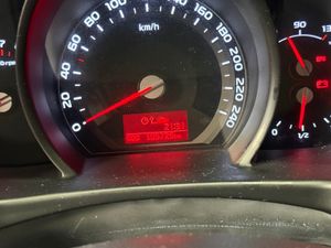 Kia Sportage 1.6 GDi 135 CV Basic 4x2 KIA SPORTAGE 1.6 GDI 135 CV 4X2 - Foto 17