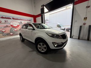 Kia Sportage 1.6 GDi 135 CV Basic 4x2 KIA SPORTAGE 1.6 GDI 135 CV 4X2 - Foto 3
