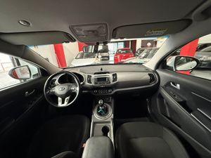 Kia Sportage 1.6 GDi 135 CV Basic 4x2 KIA SPORTAGE 1.6 GDI 135 CV 4X2 - Foto 14