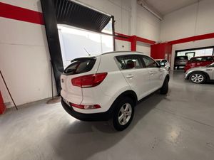 Kia Sportage 1.6 GDi 135 CV Basic 4x2 KIA SPORTAGE 1.6 GDI 135 CV 4X2 - Foto 6