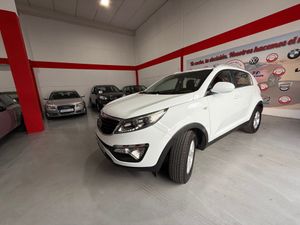 Kia Sportage 1.6 GDi 135 CV Basic 4x2 KIA SPORTAGE 1.6 GDI 135 CV 4X2 - Foto 3