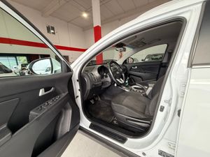Kia Sportage 1.6 GDi 135 CV Basic 4x2 KIA SPORTAGE 1.6 GDI 135 CV 4X2 - Foto 9