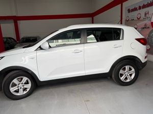 Kia Sportage 1.6 GDi 135 CV Basic 4x2 KIA SPORTAGE 1.6 GDI 135 CV 4X2 - Foto 4