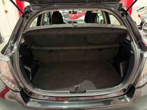 Toyota Yaris 5p 100 Active - Foto 13