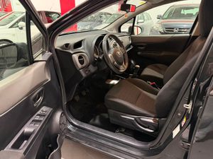 Toyota Yaris 5p 100 Active - Foto 10