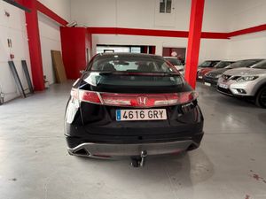 Honda Civic 5p 2.2 i-CTDi Executive HONDA CIVIC 2.2 i-CTDi EXECUTIVE 5P 140 CV 6V - Foto 6