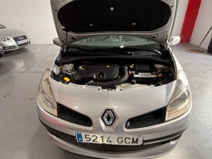 Renault Clio Clio 5p 1.5 dCi 85/86 CV eco2 RENAULT CLIO 1.5 DCI 86 CV ECO2 - Foto 17