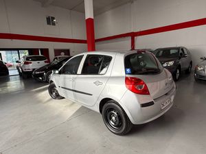 Renault Clio Clio 5p 1.5 dCi 85/86 CV eco2 RENAULT CLIO 1.5 DCI 86 CV ECO2 - Foto 6