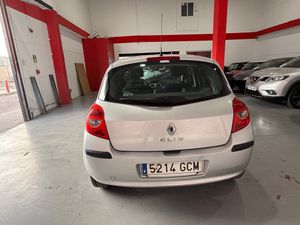 Renault Clio Clio 5p 1.5 dCi 85/86 CV eco2 RENAULT CLIO 1.5 DCI 86 CV ECO2 - Foto 5
